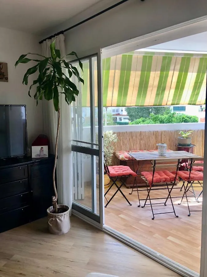 Homestay Habitacion Con Smart Tv En Piso Compartido Con Bano Privado O Compartido Malaga Sol Spain