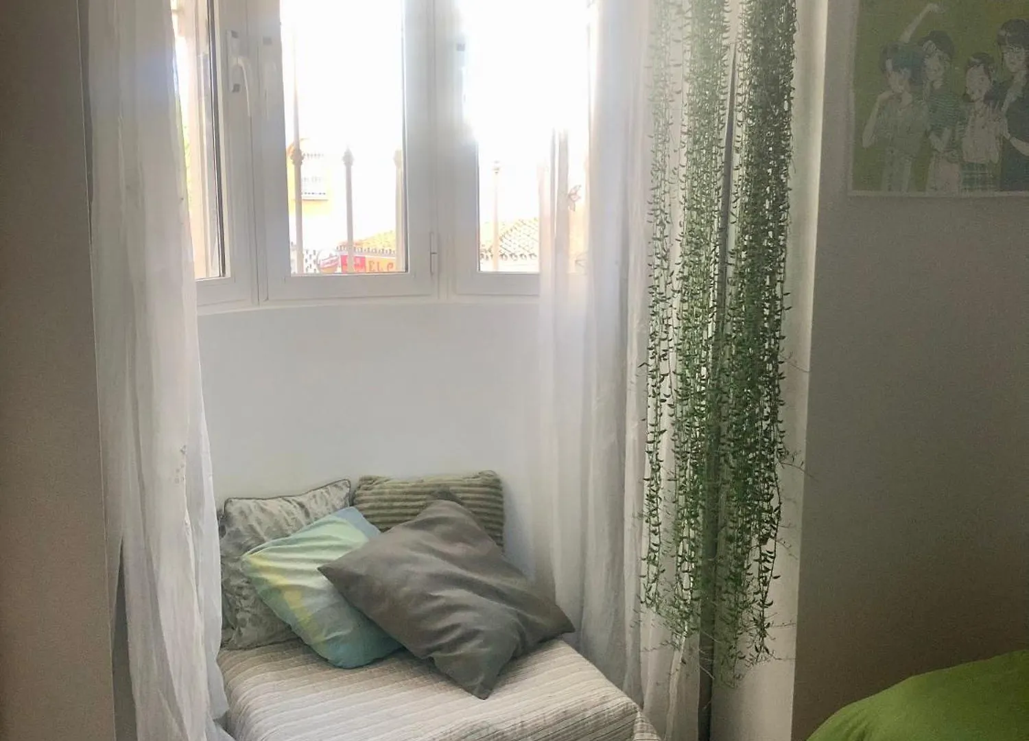 Habitacion Con Smart Tv En Piso Compartido Con Bano Privado O Compartido Malaga Sol Spain